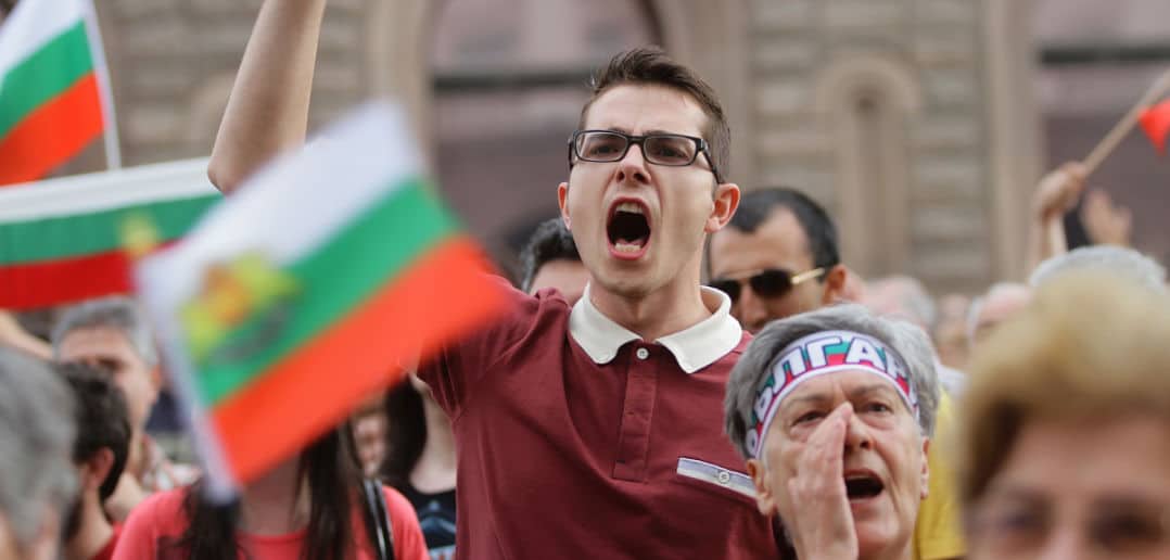 Bulgarians protest corruption
