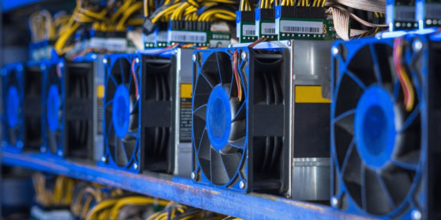 Bitcoin’s blockchain technology is starting to favor small miners through decreased mining difficulty.