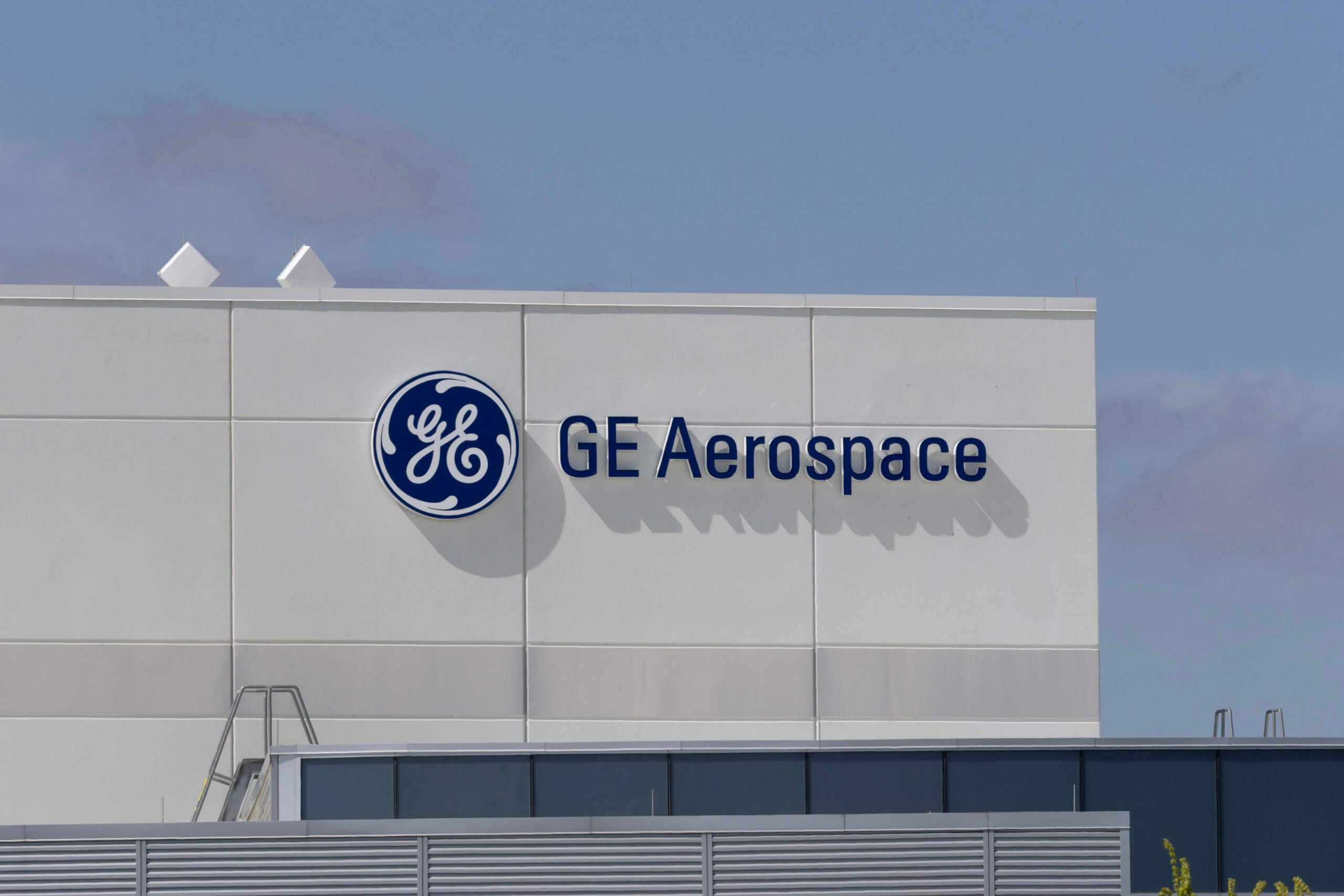 Jim Cramer Says GE Aerospace and GE Vernova Are Ready to Take Off Jim Cramer Says GE Aerospace and GE Vernova Are Ready to Take Off