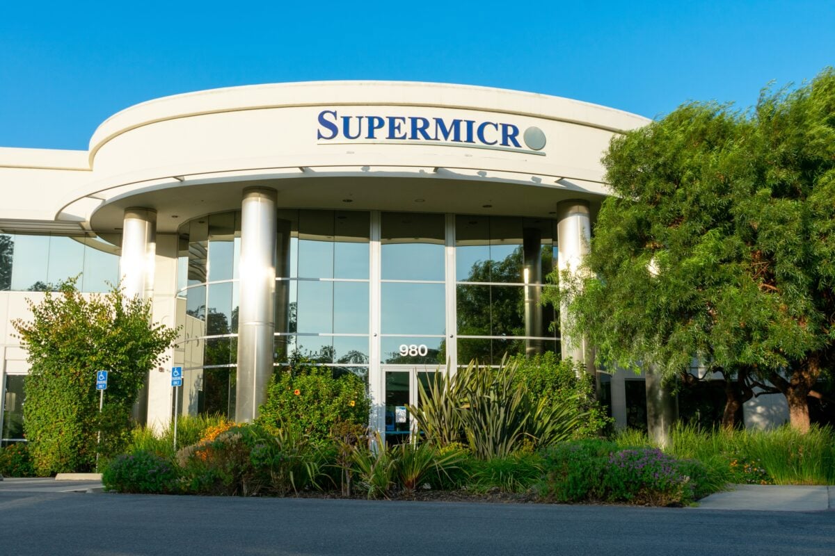 Super Micro Computer (SMCI) Stock: Soars as NVIDIA Blackwell Shipments Get Underway