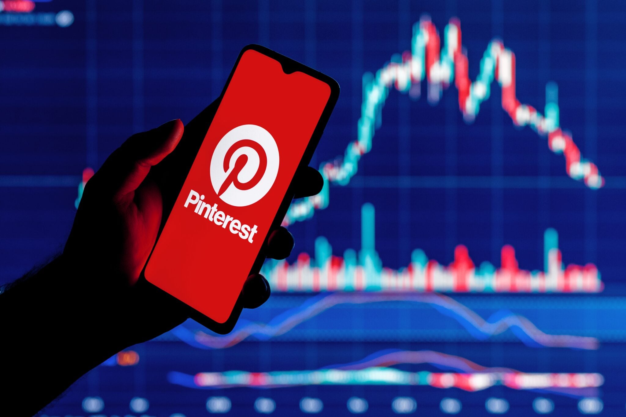 Pinterest (PINS) Stock; Drops 6% Following Controversy Over Layoff ...