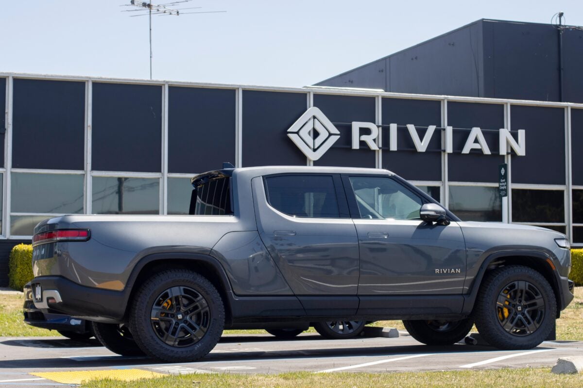 Rivian 在電動車需求減弱之際裁減 4.5% 的員工