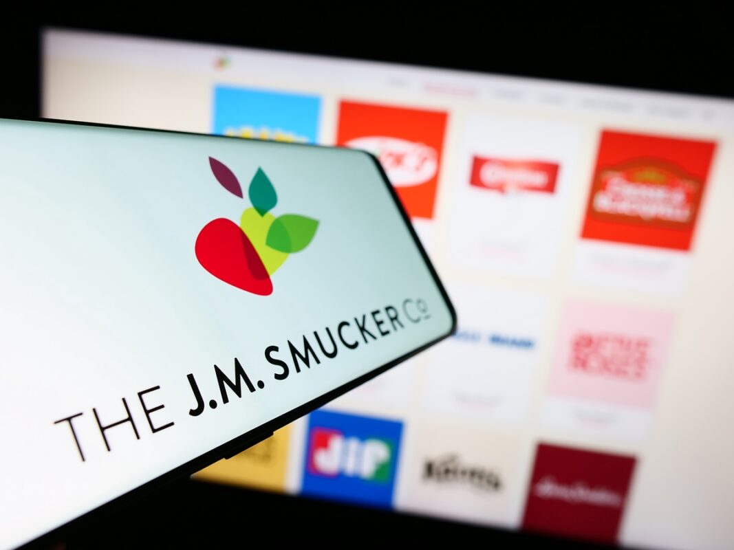 The J.M. Smucker Co. (NYSE: SJM) Stock: Plunge Amid Slowing Sales and Rising Costs