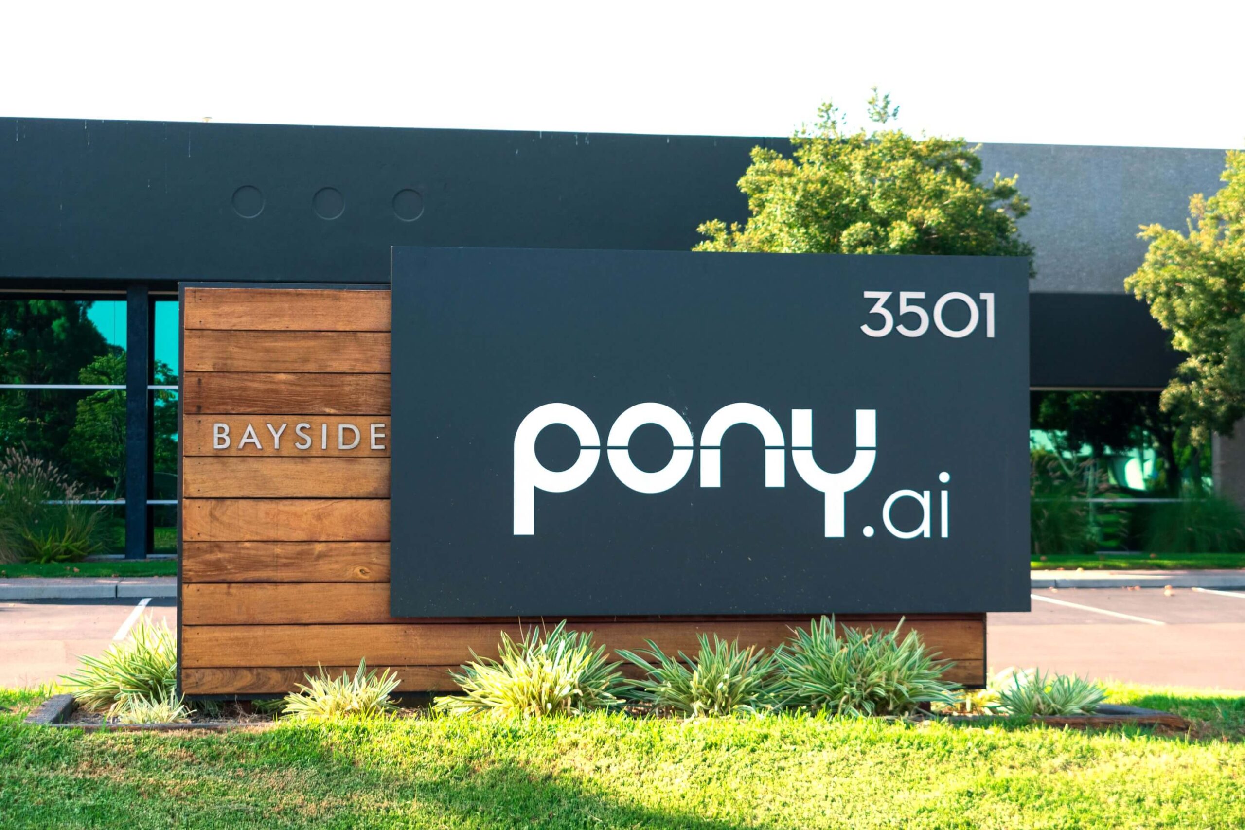 Pony AI Inc. (PONY) Stock: Rebounds as Robotaxi Revenue Jumps 691% and Uber Deal Fuels Rally