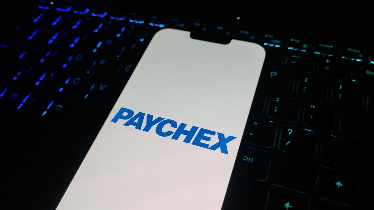 Paychex (PAYX) Stock: Falls 3.09% Despite Strong Revenue and Profit Growth in Q3 2026.
