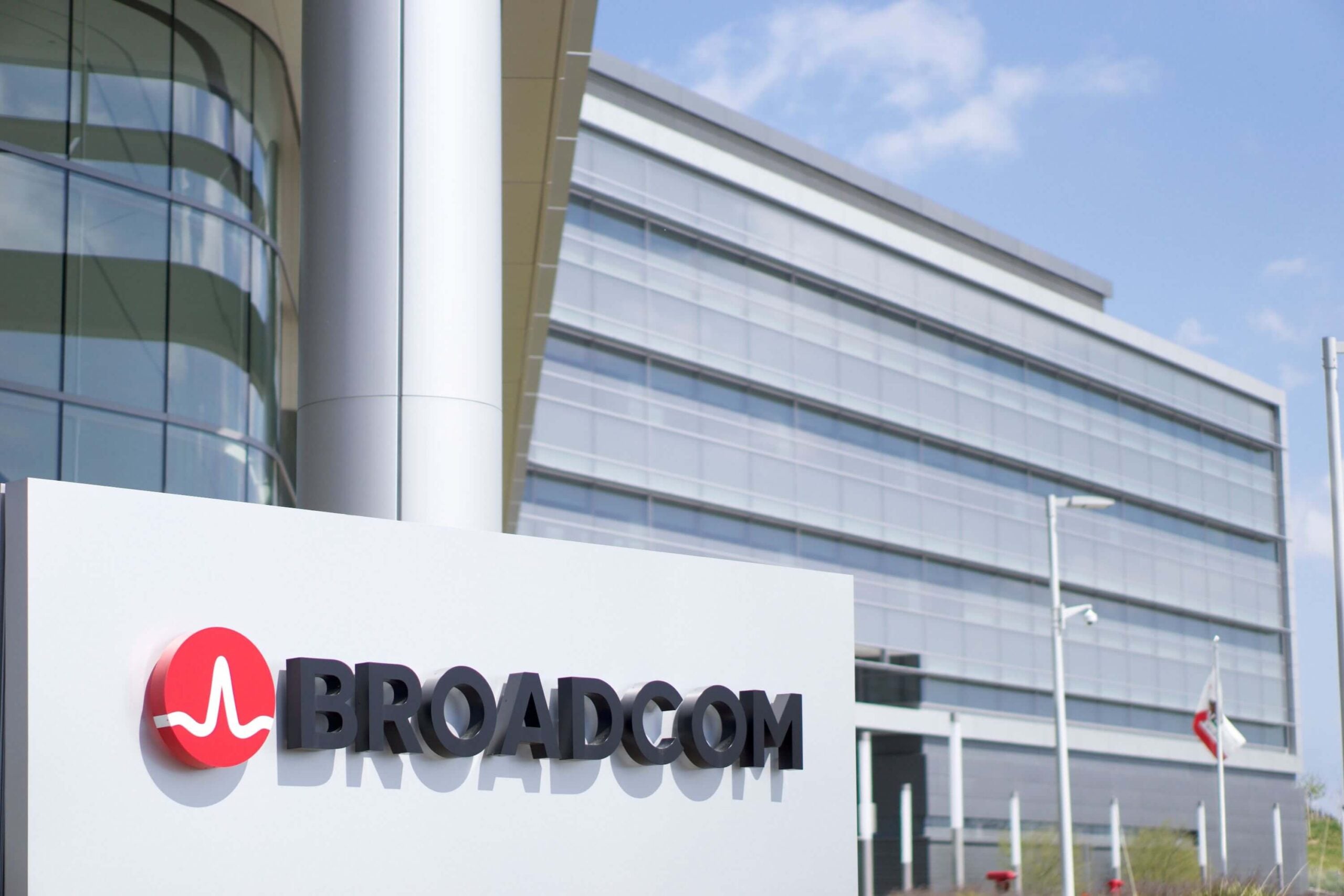 JPMorgan Says Buy Broadcom (AVGO) Stock. Here’s Why