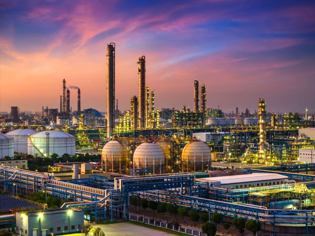 Oil Prices Spike Above $90 as U.S.-Iran War Grinds Strait of Hormuz to a Near Halt