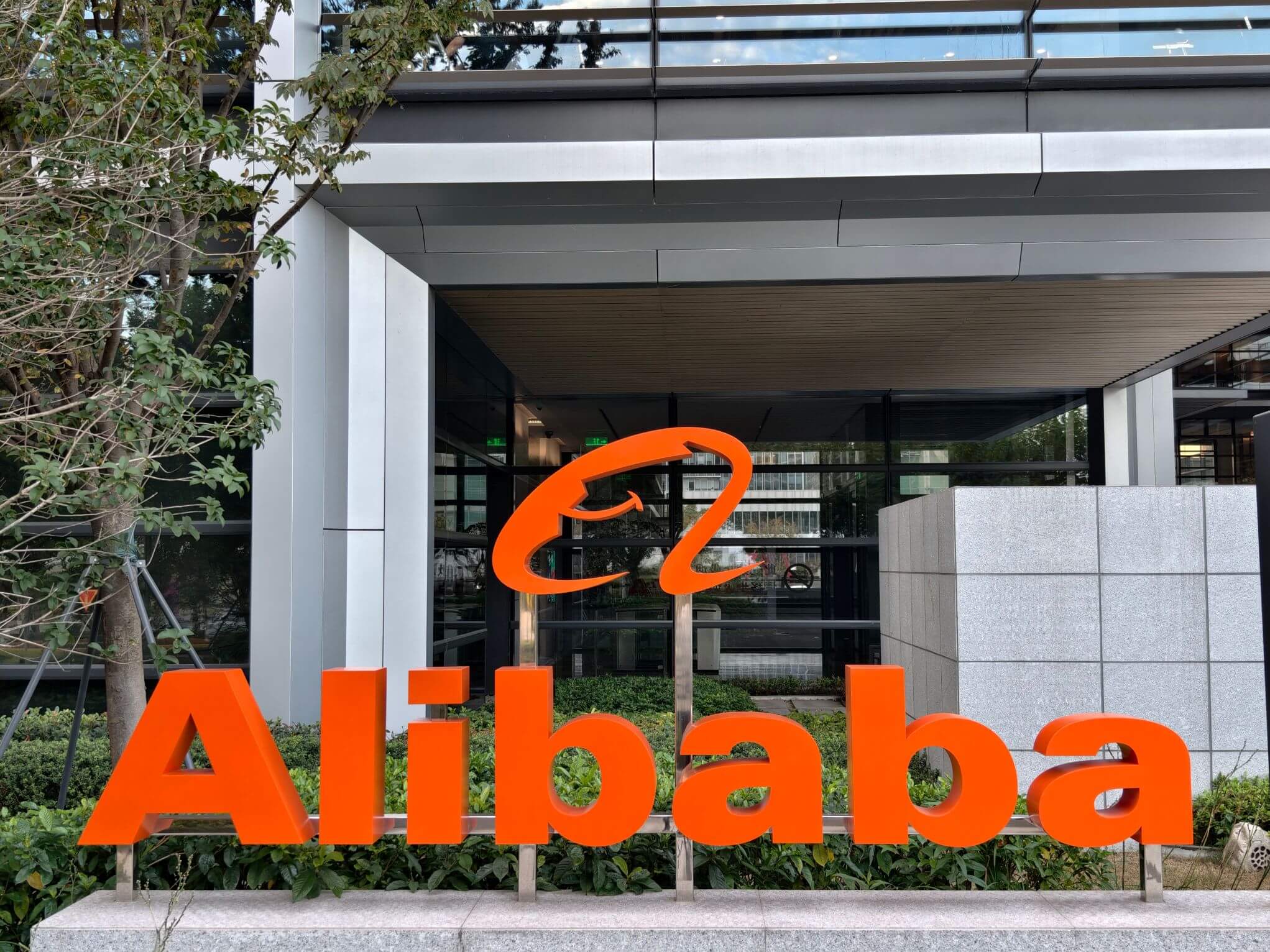 Alibaba (BABA) Stock Drops 5% as $10B Share Sale Raises Questions About Cash Use
